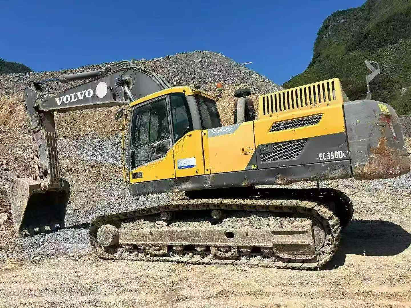 Buy Volvo L350F Used Excavator / 5