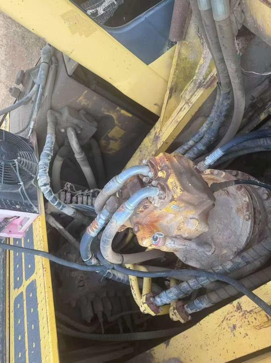 Buy Komatsu PC450-8 Used Excavator / 1