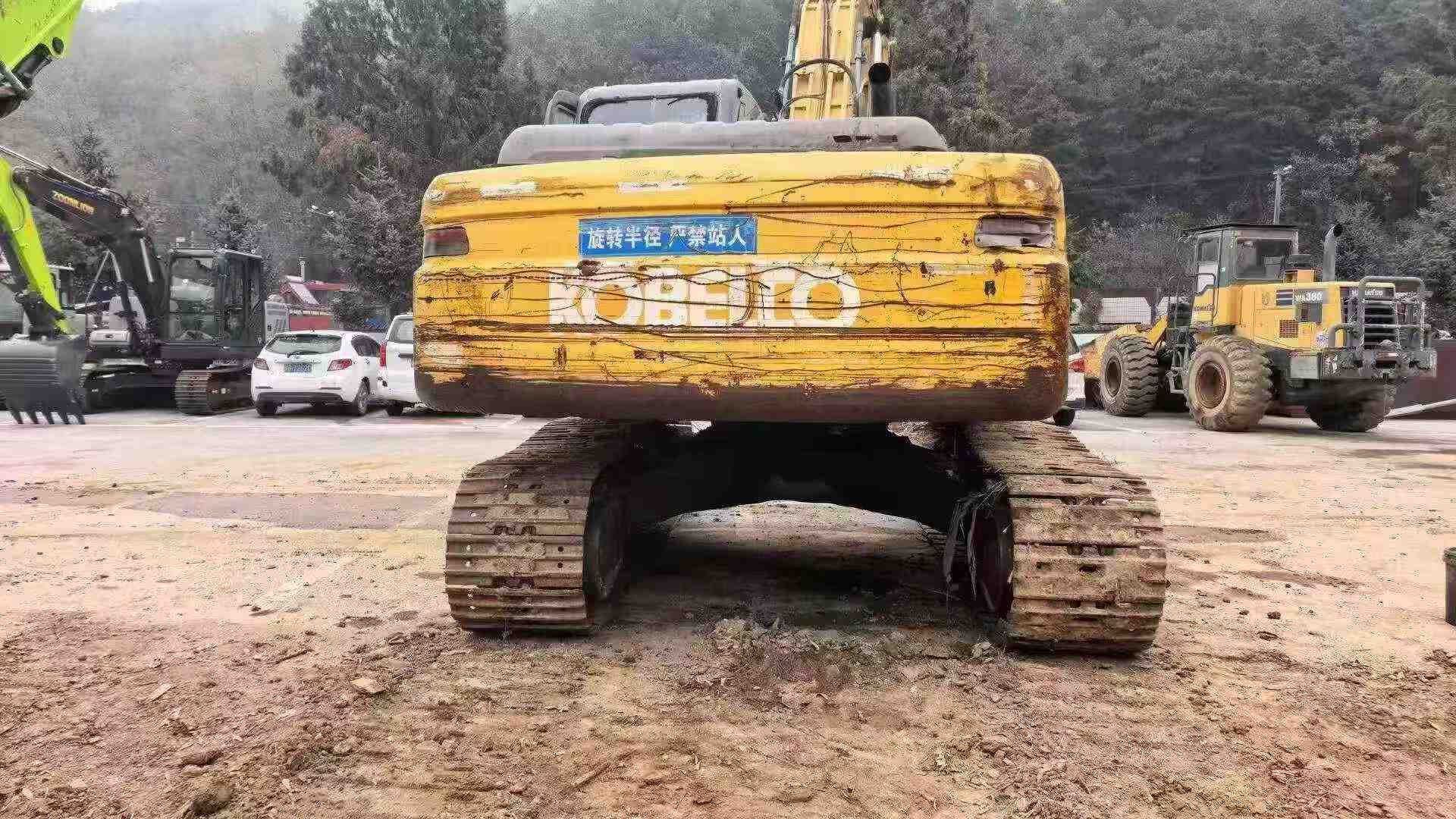 Buy Kobelco SK210 Used Excavator / 3