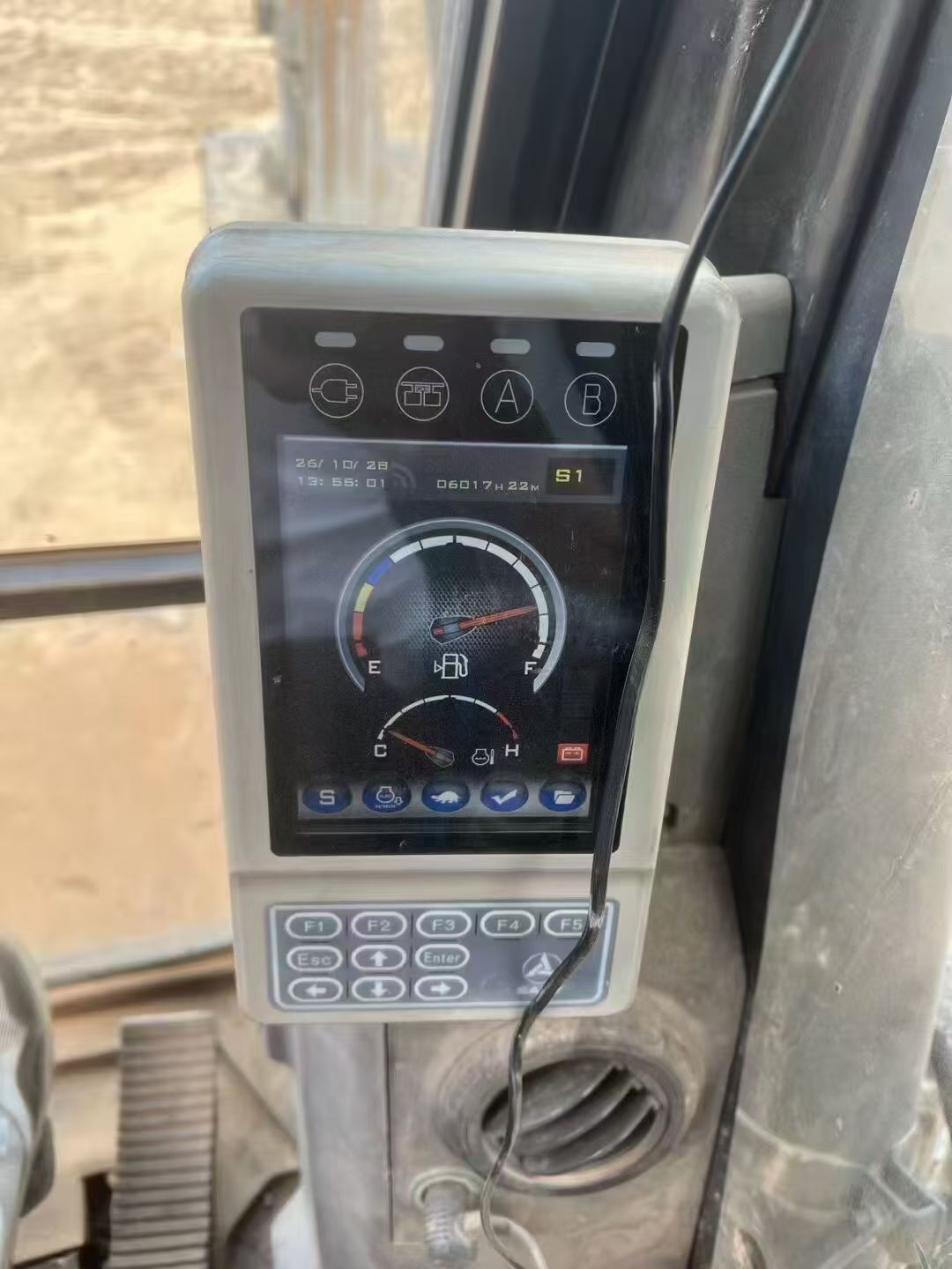 Buy Sany SY115C-9 Used Excavator / 5