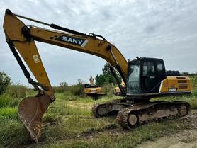 Buy Sany SY245H Used Excavator / 4 Buy Sany SY245H Used Excavator / 4