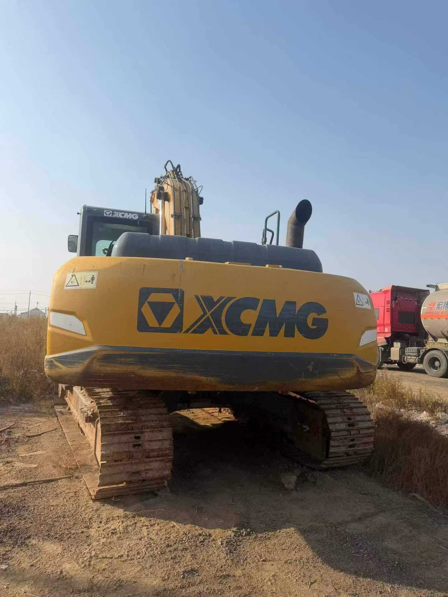 Купить XCMG XE205DA Подержанный Экскаватор