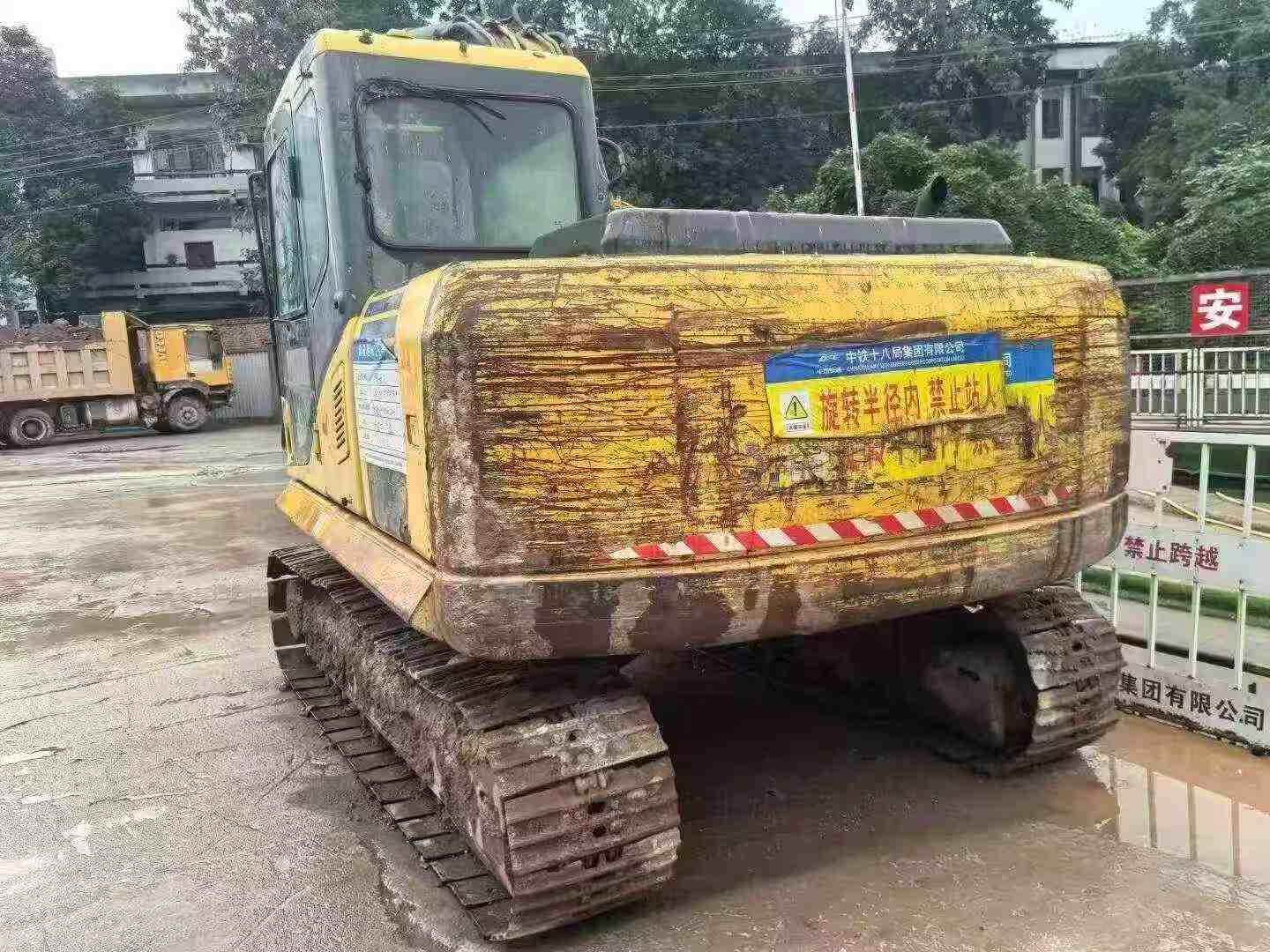 Buy Komatsu PC130-7 Used Excavator / 2