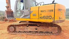 Buy Kato HD820 Used Excavator / 4 Buy Kato HD820 Used Excavator / 4