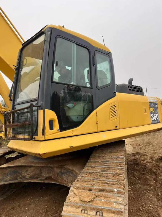 Buy Komatsu PC360-7 Used Excavator / 1