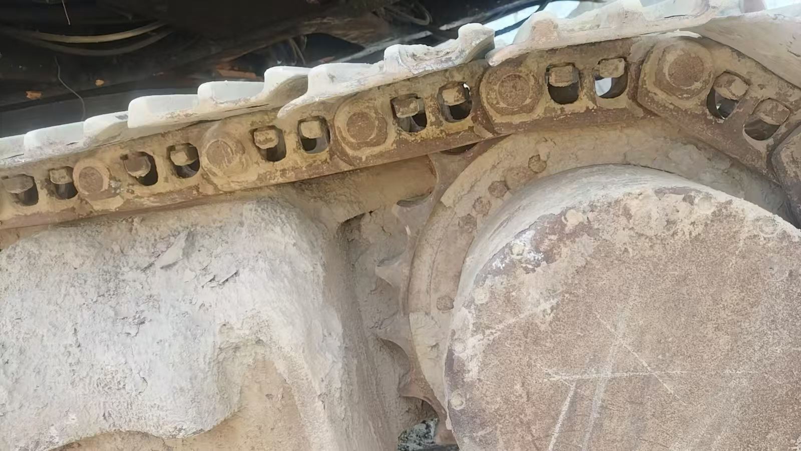 Buy Hyundai R215-7 Used Excavator / 3