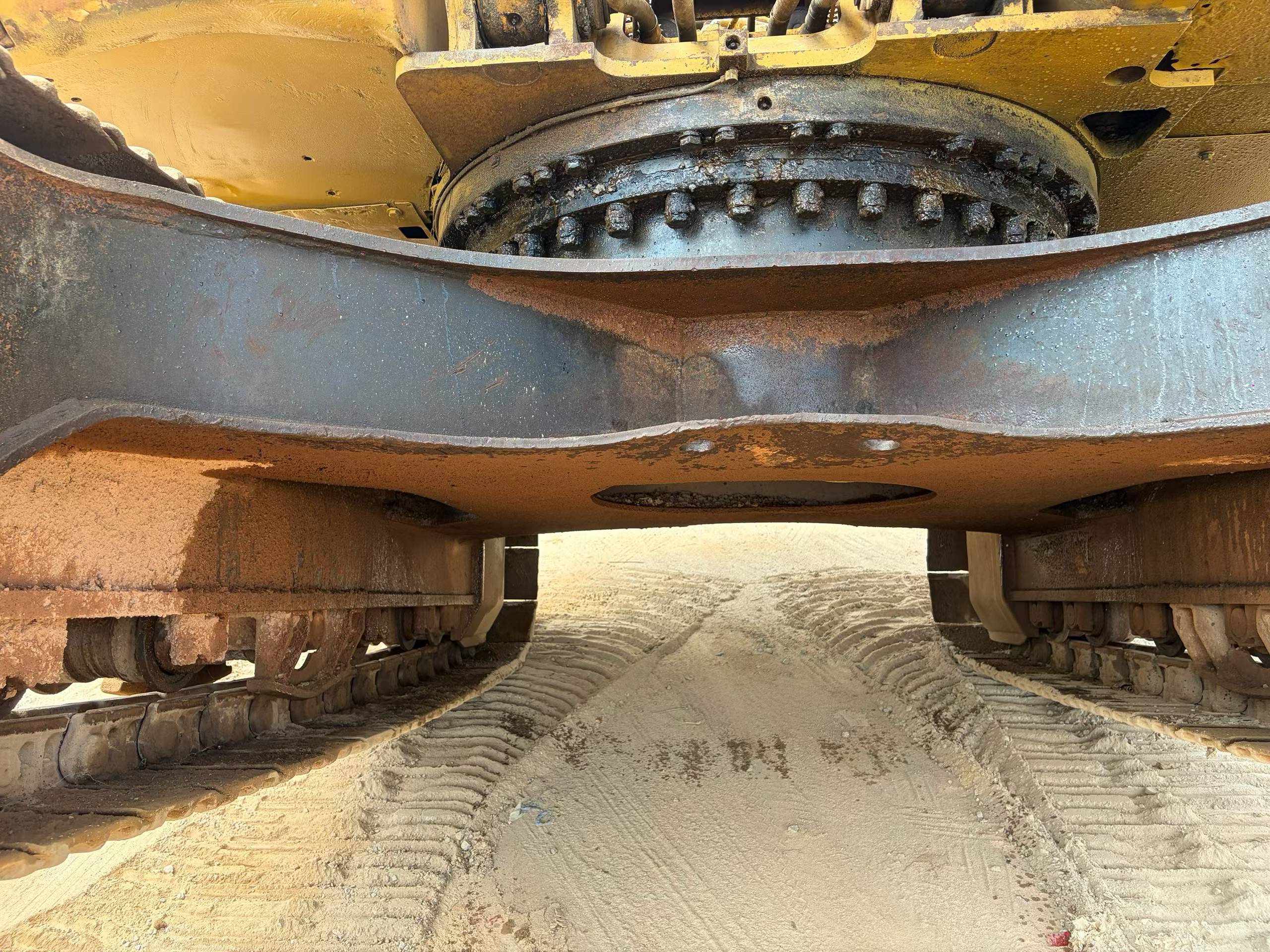 Buy Caterpillar 320C Used Excavator / 9