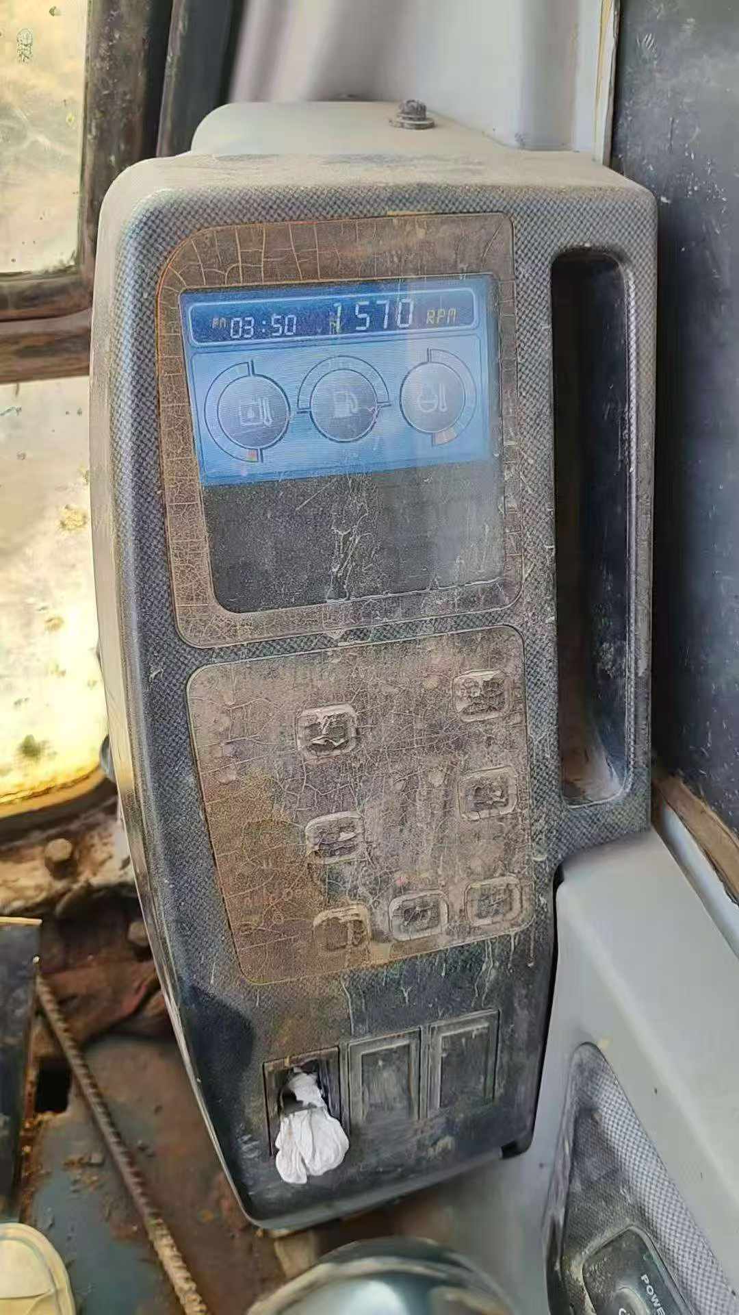 Buy Hyundai R225-7 Used Excavator / 4