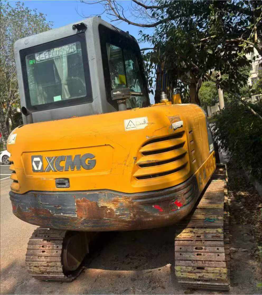 Buy XCMG XE55DA Used Excavator / 3