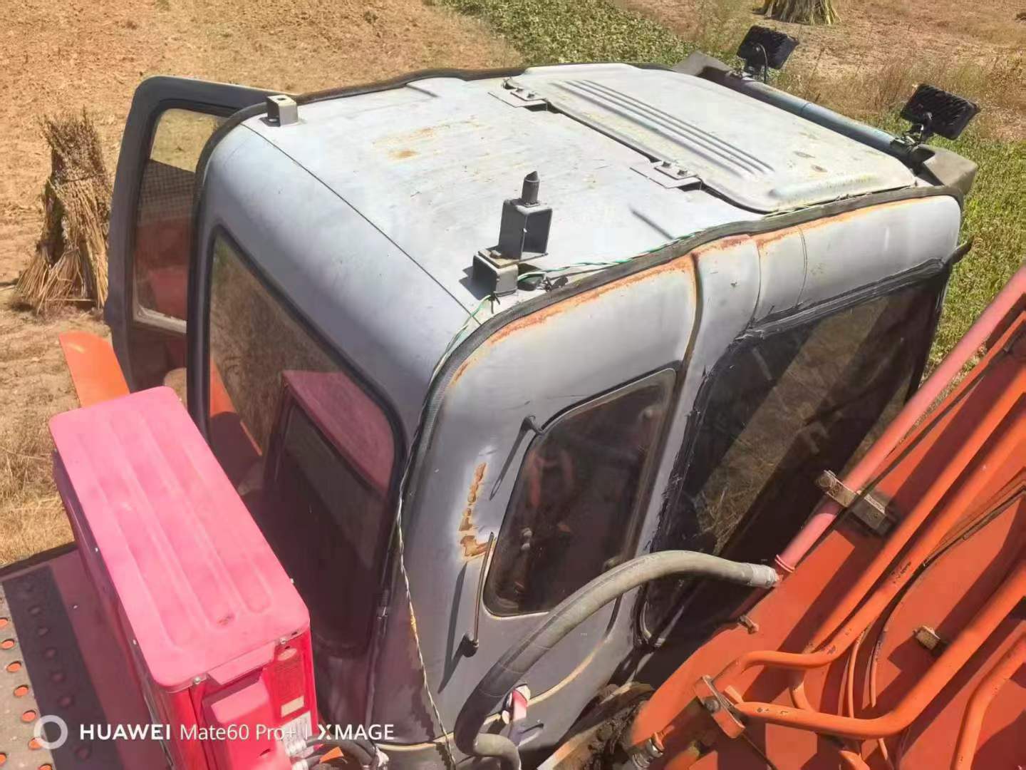 Buy Hitachi ZX200-6 Used Excavator / 4