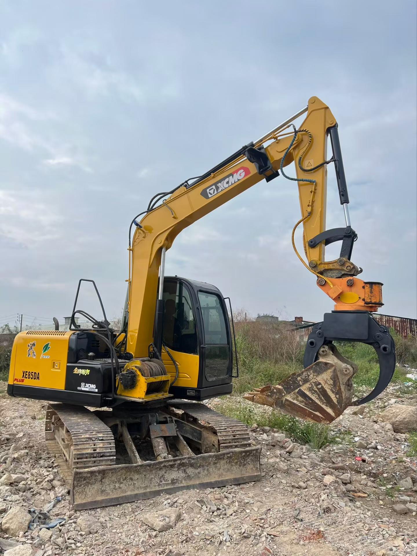 Buy XCMG XE80 Used Excavator / 4