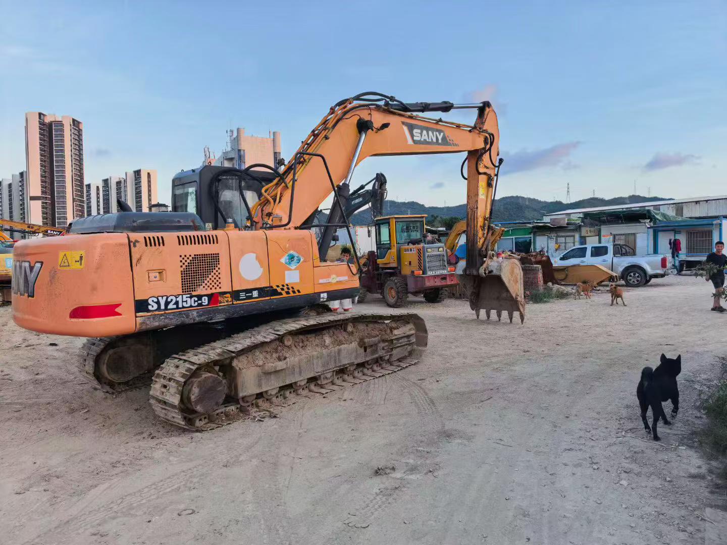 Buy Sumitomo SH200A5 Used Excavator / 6