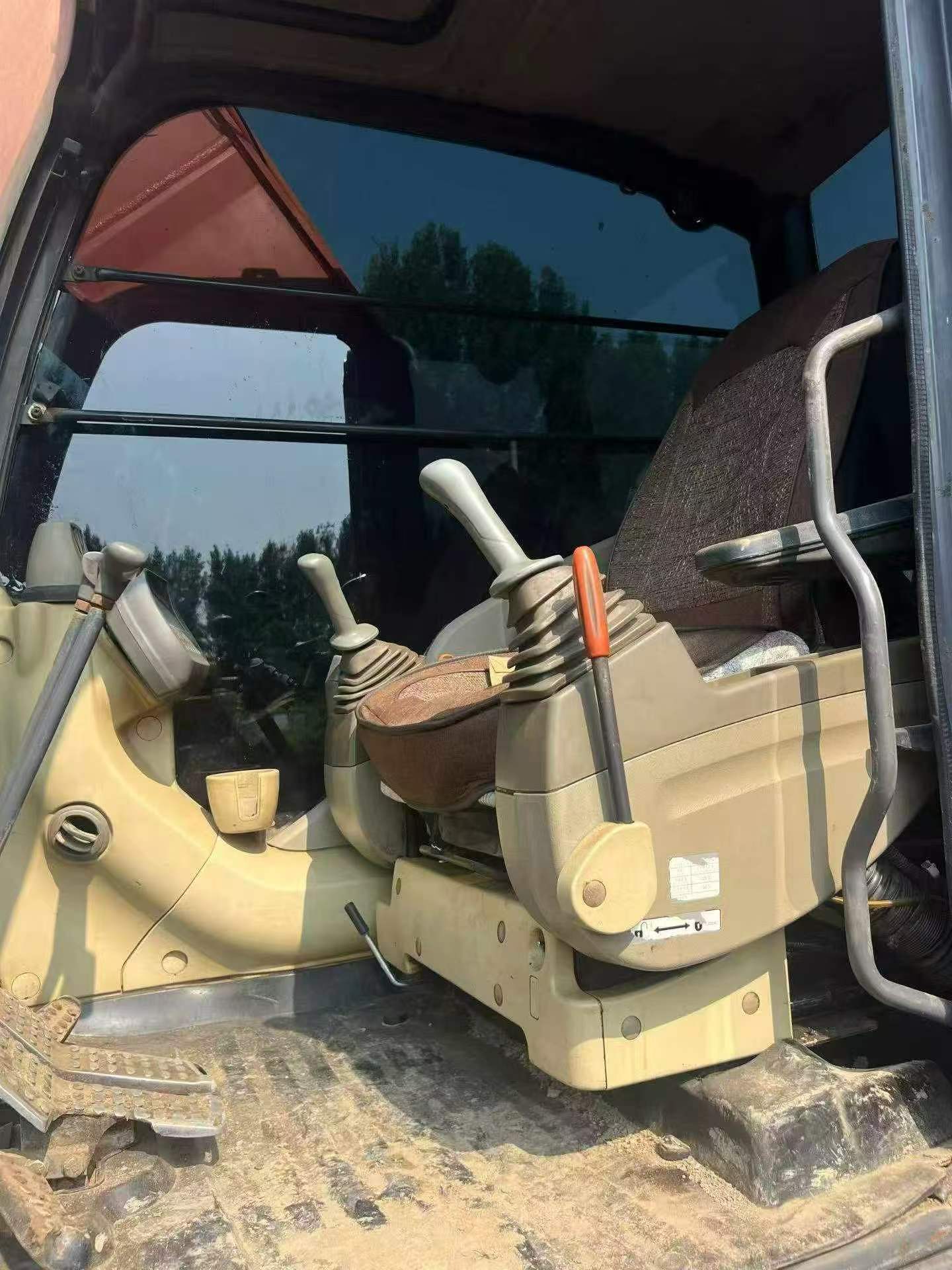Buy Hitachi EX200 Used Excavator / 8