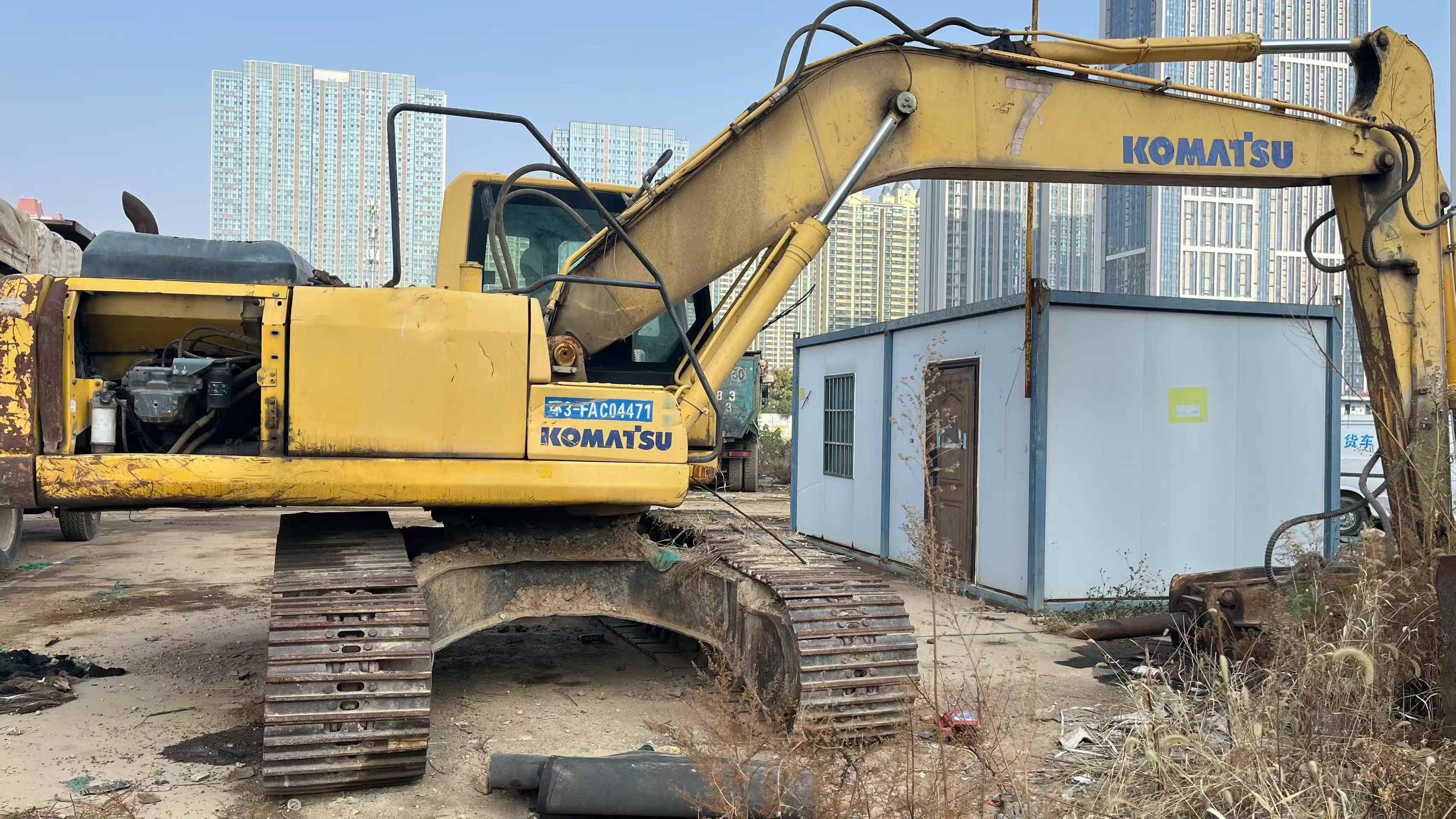 Buy Komatsu PC200-8 Used Excavator / 2