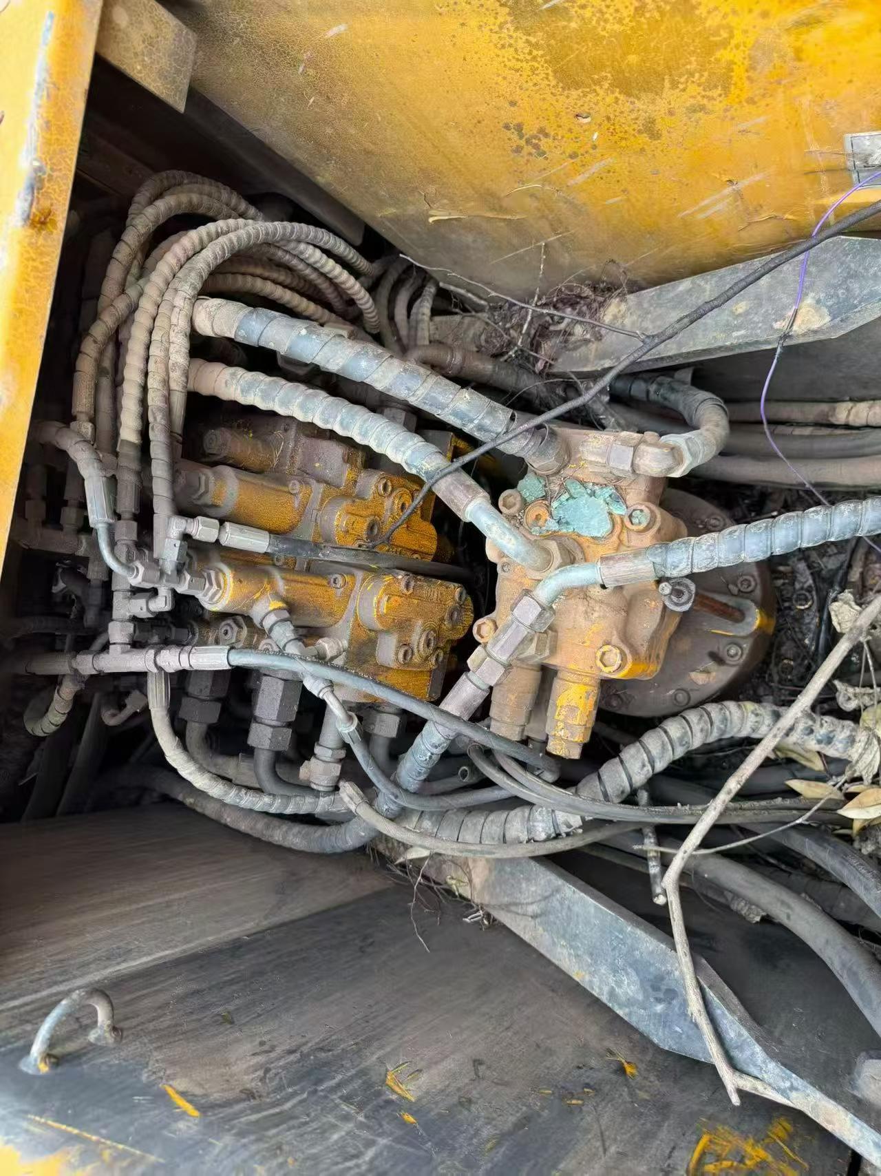 Buy Sany SY135 Used Excavator / 2