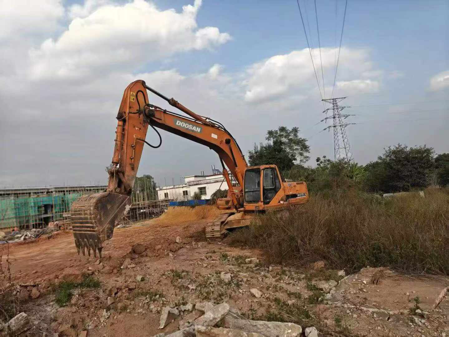 Buy Doosan DH300-7 Used Excavator / 2