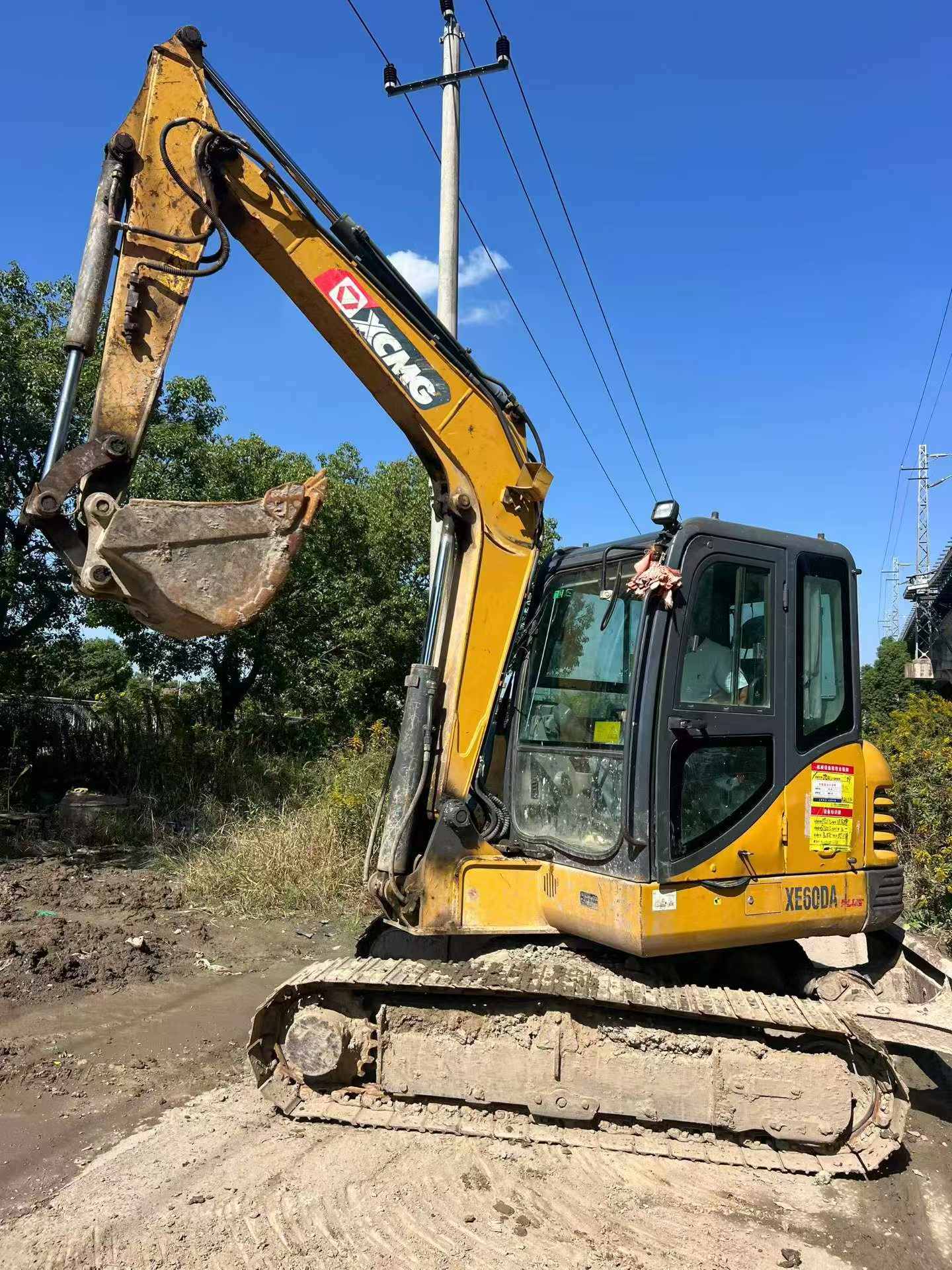 Buy XCMG XE60 Used Excavator / 3
