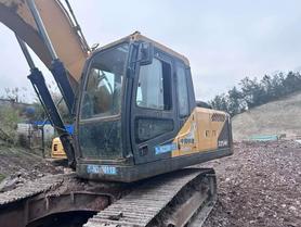 Buy Hyundai R215-7 Used Excavator / 4 Buy Hyundai R215-7 Used Excavator / 4