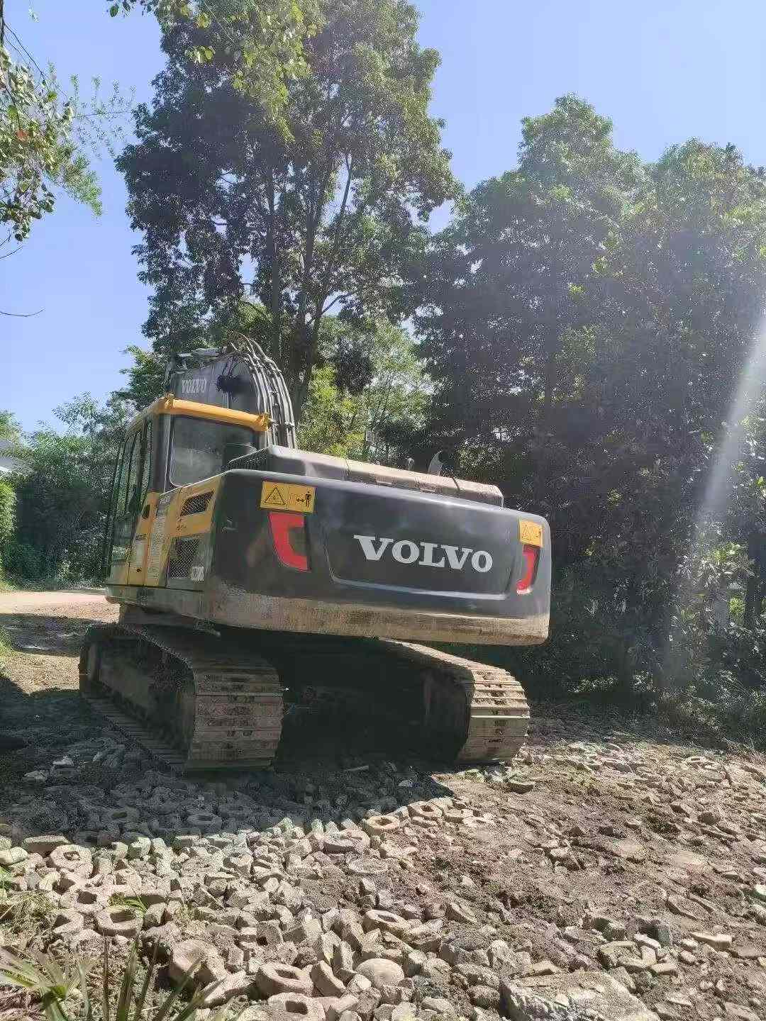 Buy Volvo EC210D Used Excavator / 8