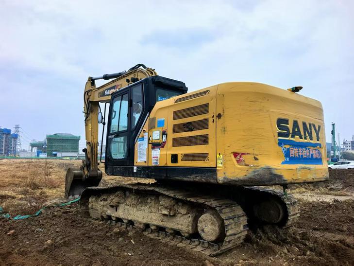 Buy Sany SY205C Used Excavator / 1