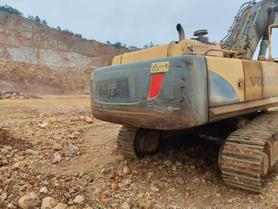 شراء حفارة Volvo EC460 مستعملة / 2 شراء حفارة Volvo EC460 مستعملة / 2
