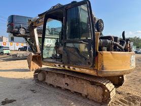شراء حفارة Caterpillar 307B مستعملة / 2 شراء حفارة Caterpillar 307B مستعملة / 2