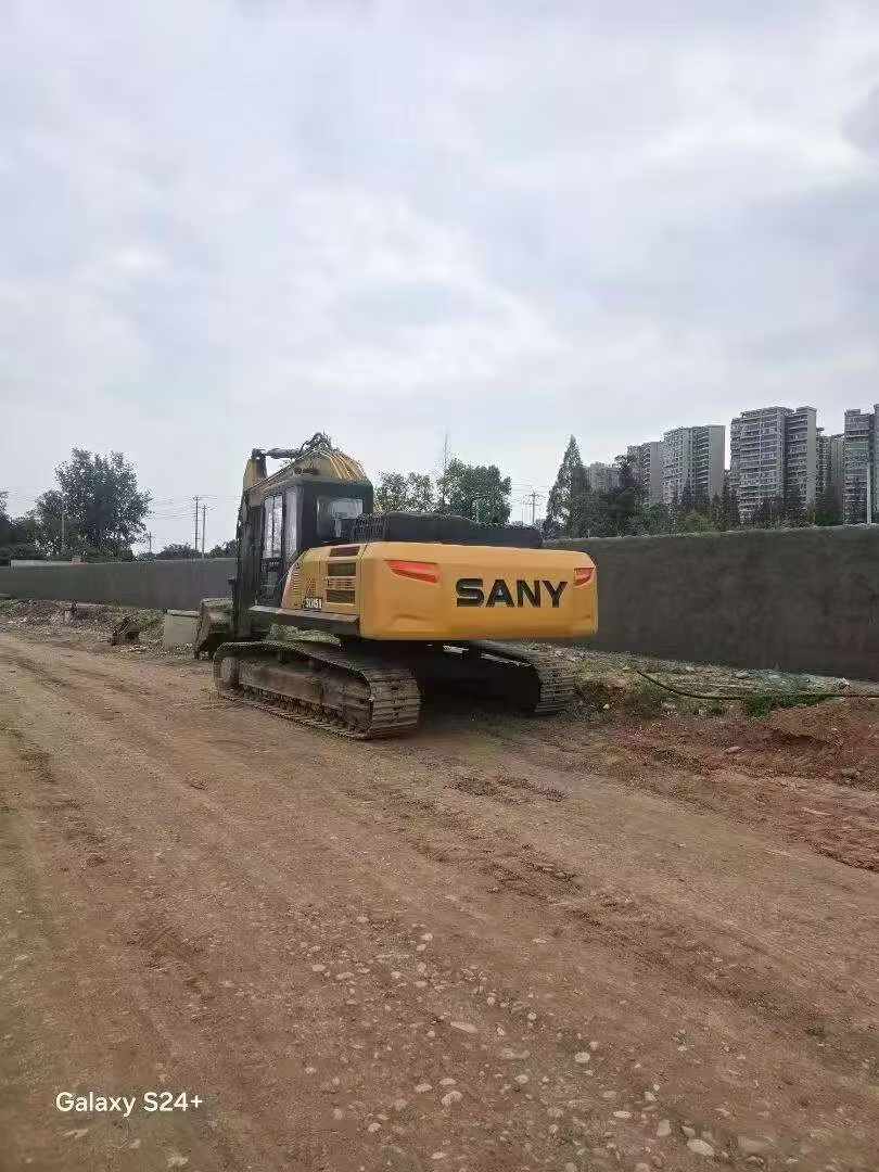 Buy Sany SY245H Used Excavator / 5