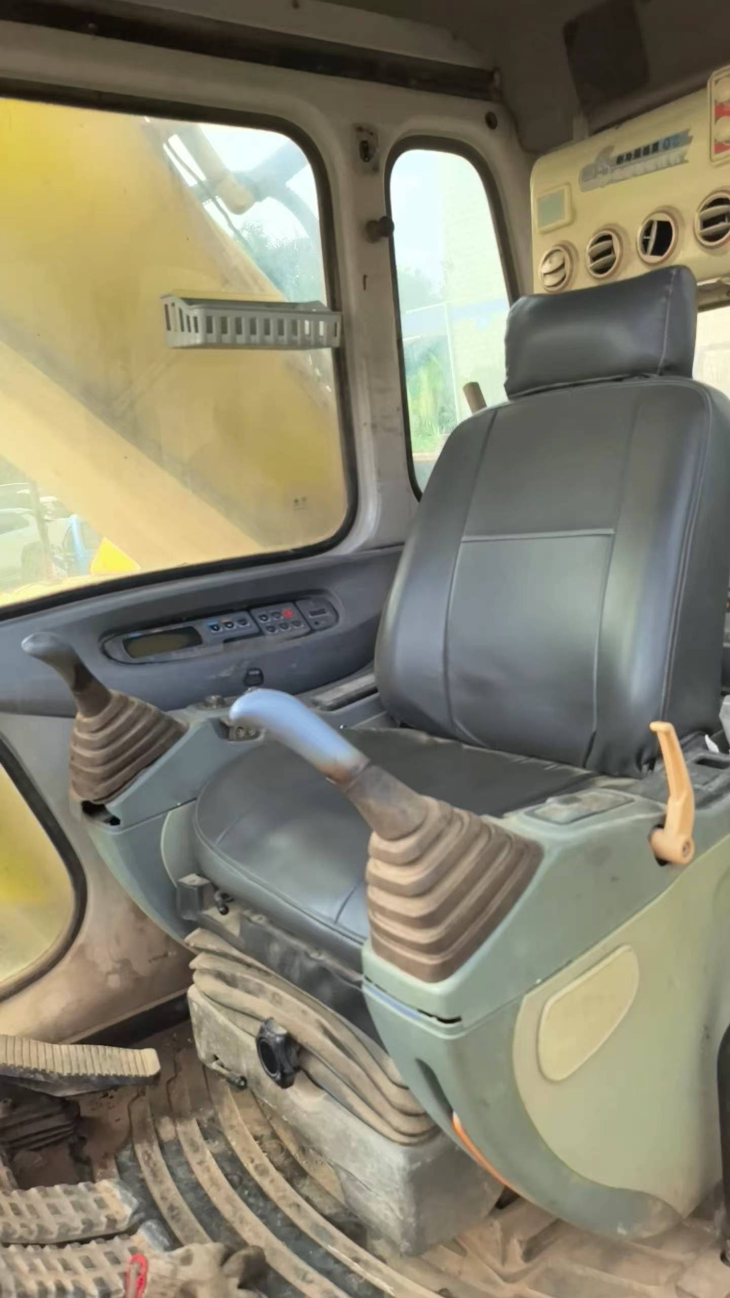Buy Sumitomo SH350-5 Used Excavator / 4