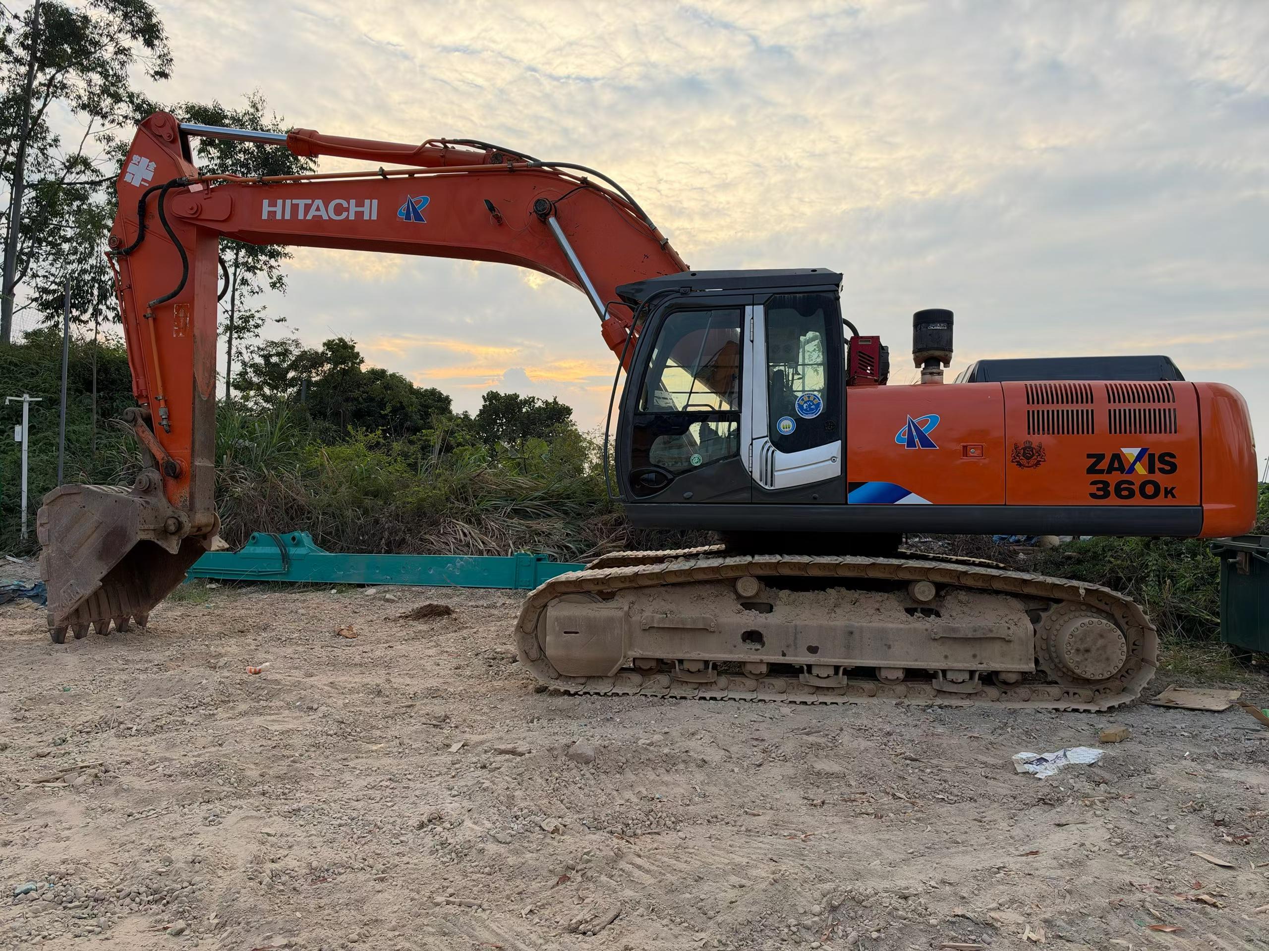 Buy Hitachi EX360-5 Used Excavator / 2