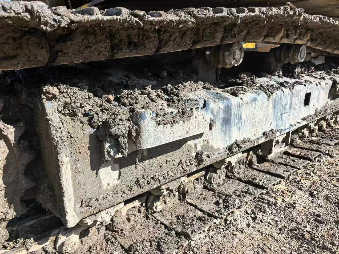Buy Sumitomo SH210-5 Used Excavator / 4