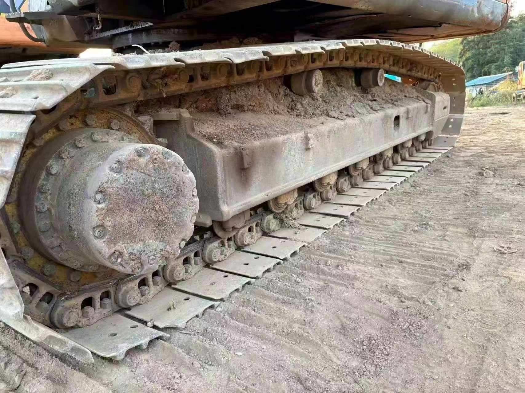 Buy Hitachi EX200-3 Used Excavator / 8