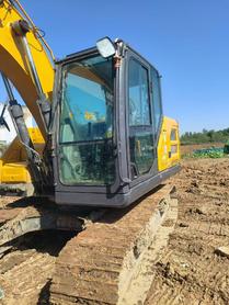 Buy XCMG XE15 Used Excavator / 3 Buy XCMG XE15 Used Excavator / 3
