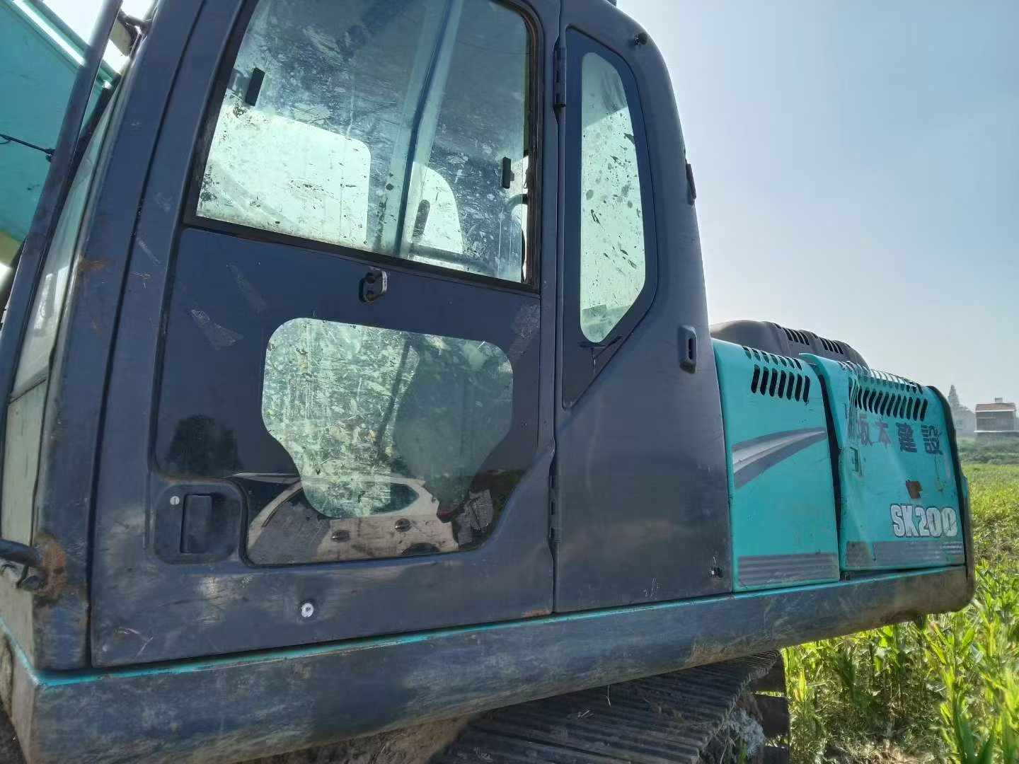 Buy Kobelco SK200-2 Used Excavator / 7