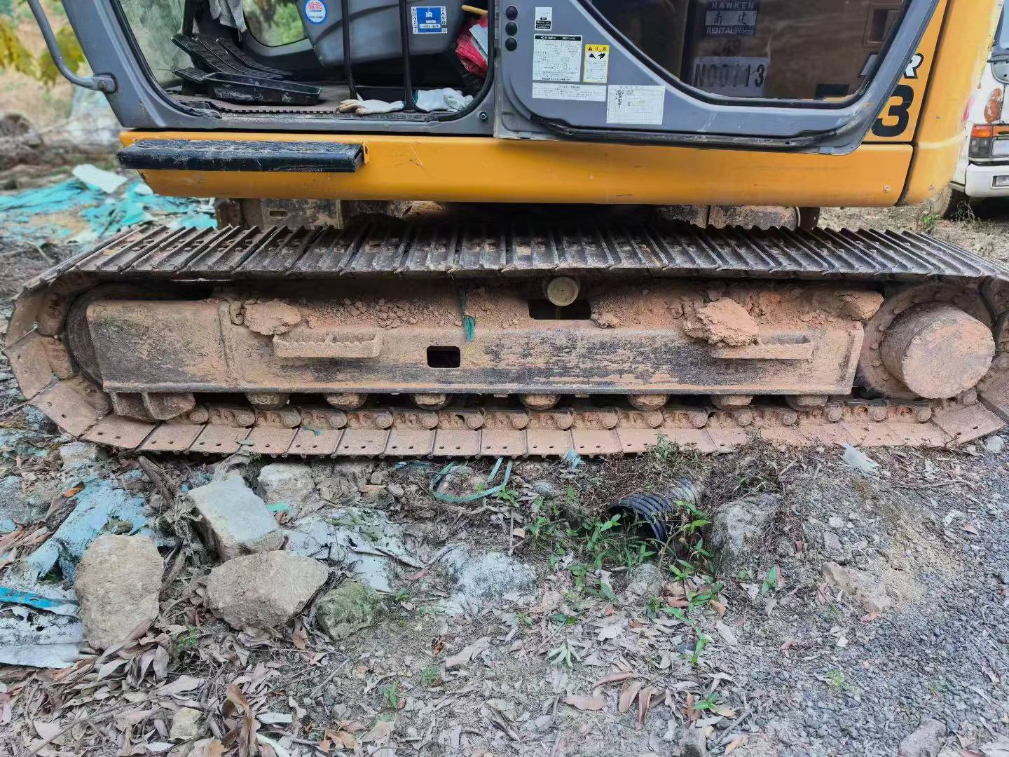 Buy Kato HD513MR-6 Used Excavator / 8