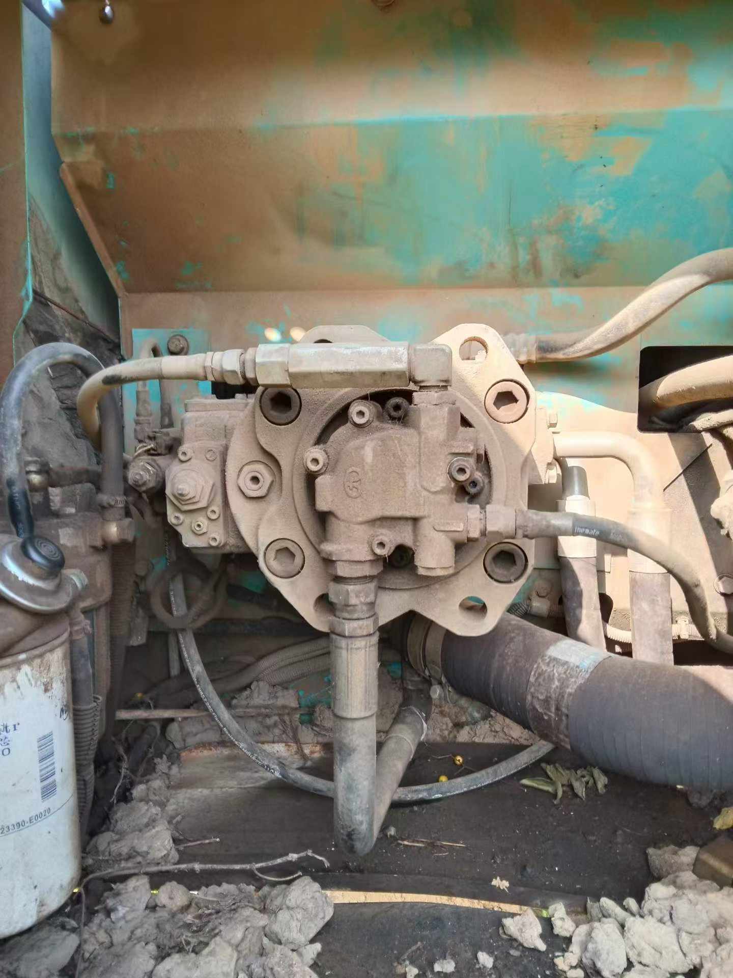 Buy Kobelco SK200-2 Used Excavator / 8
