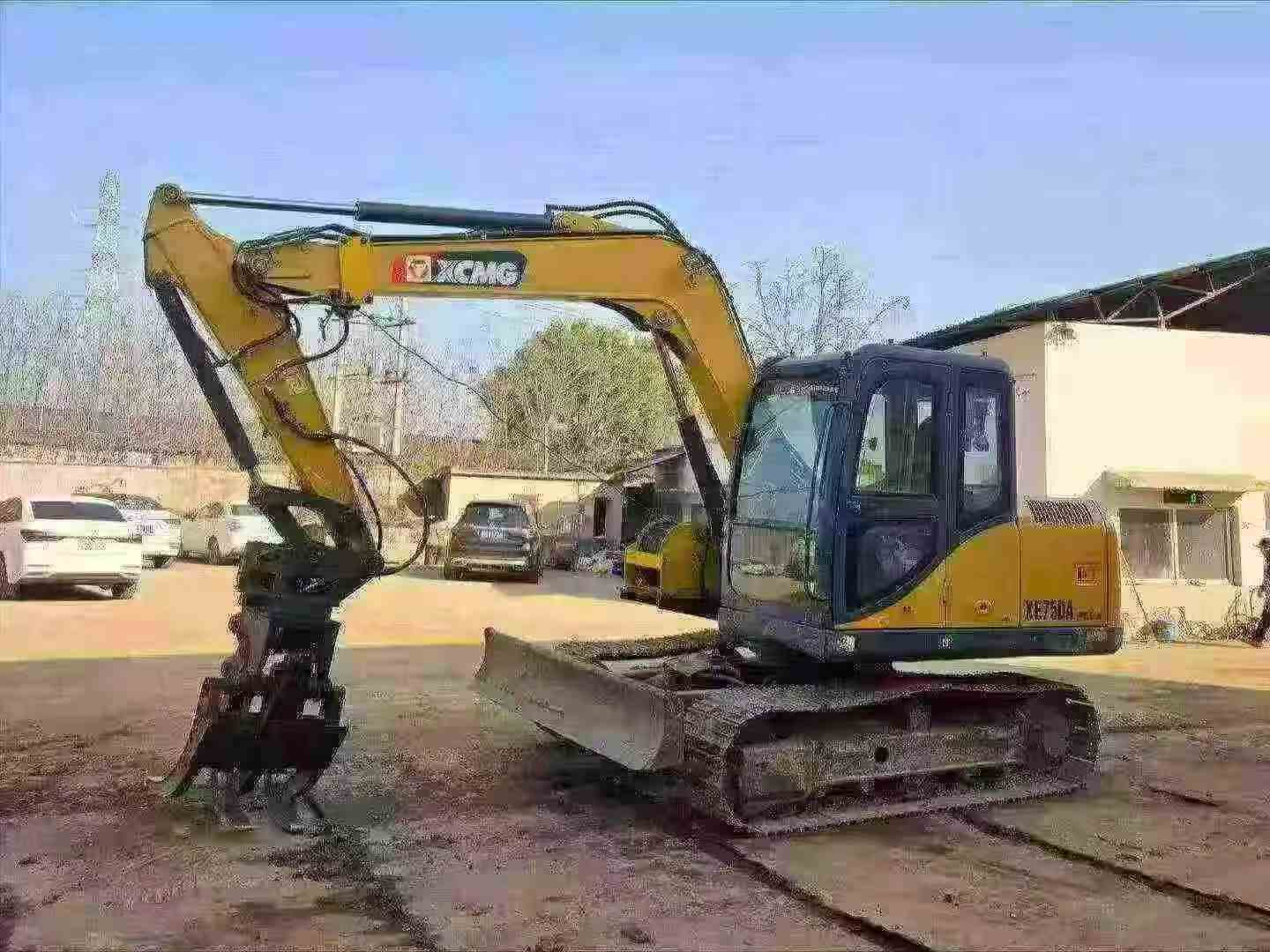 Buy XCMG XE75C Used Excavator / 6