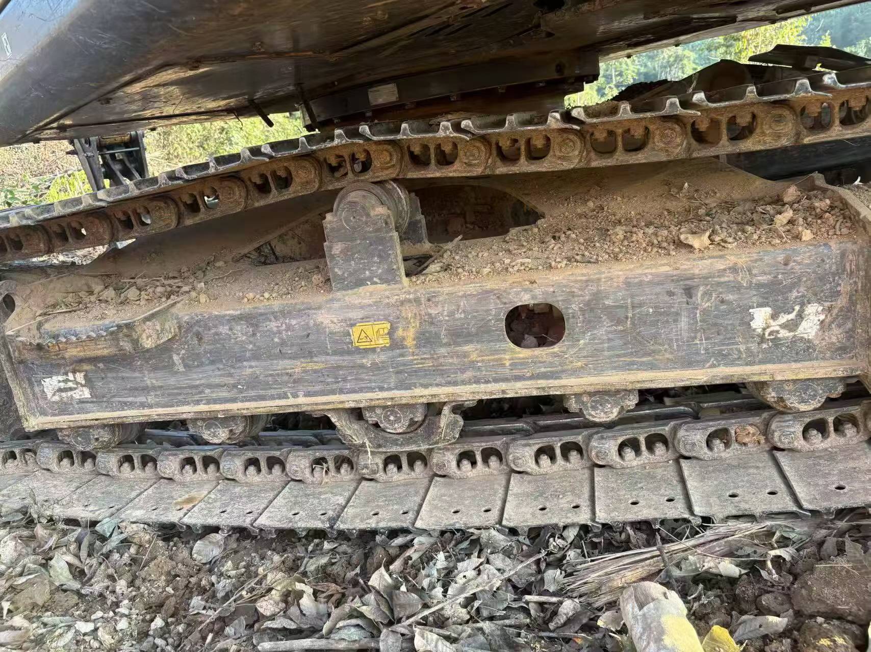 Buy XCMG XE85C Used Excavator / 4