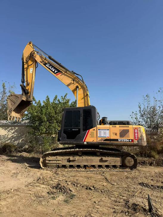 Buy Sany SY235C-8 Used Excavator / 1