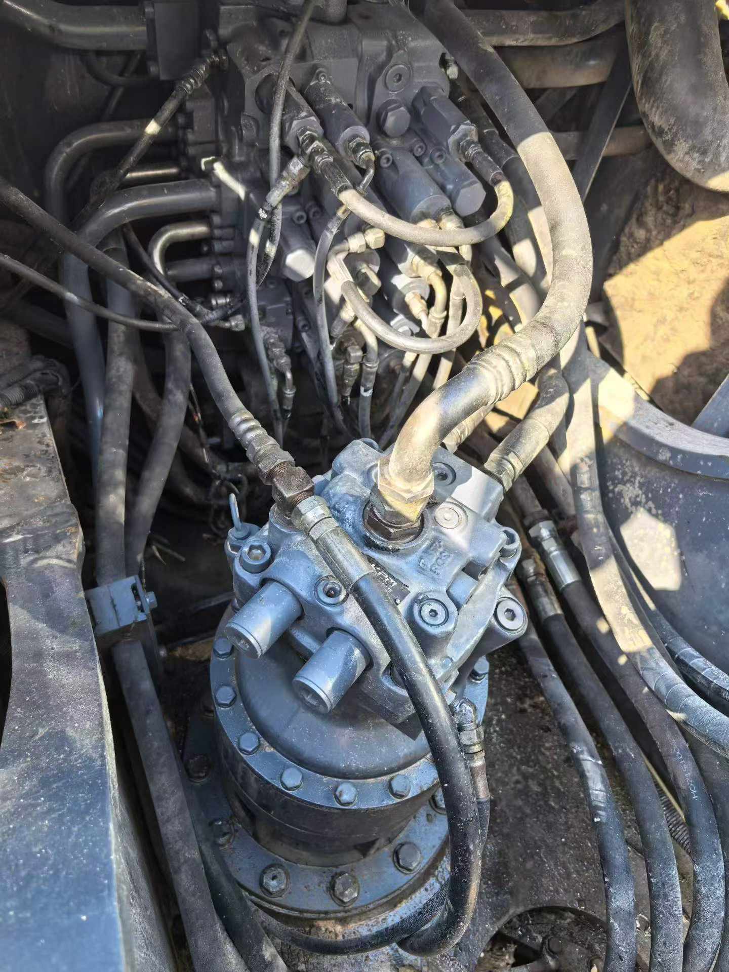 Buy Sumitomo SH210-5 Used Excavator / 9