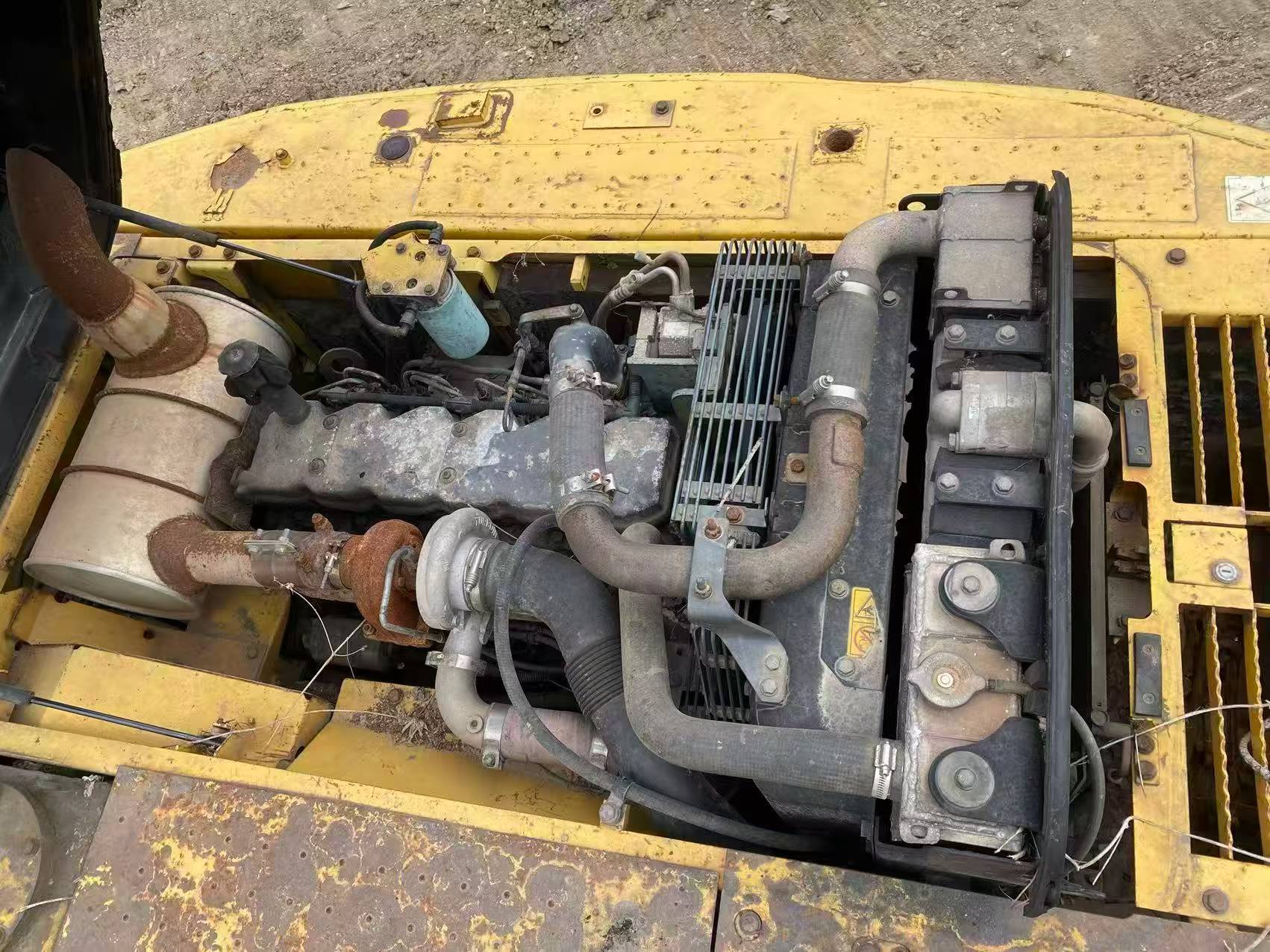 Buy Komatsu PC200-8 Used Excavator / 8