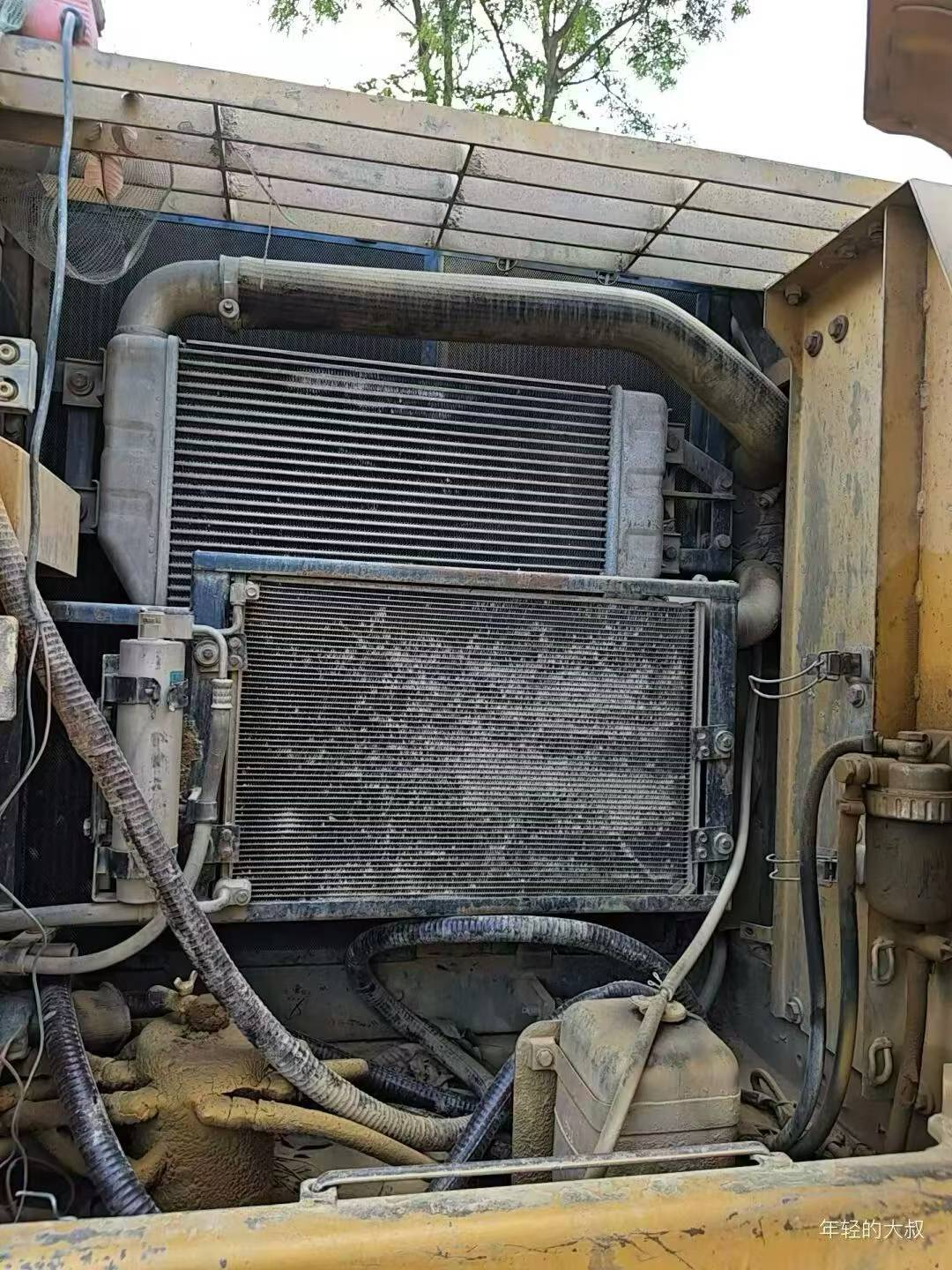 Buy Caterpillar 320D Used Excavator / 4