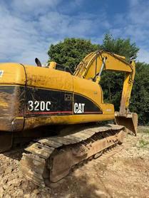 Buy Caterpillar 320A Used Excavator / 2 Buy Caterpillar 320A Used Excavator / 2