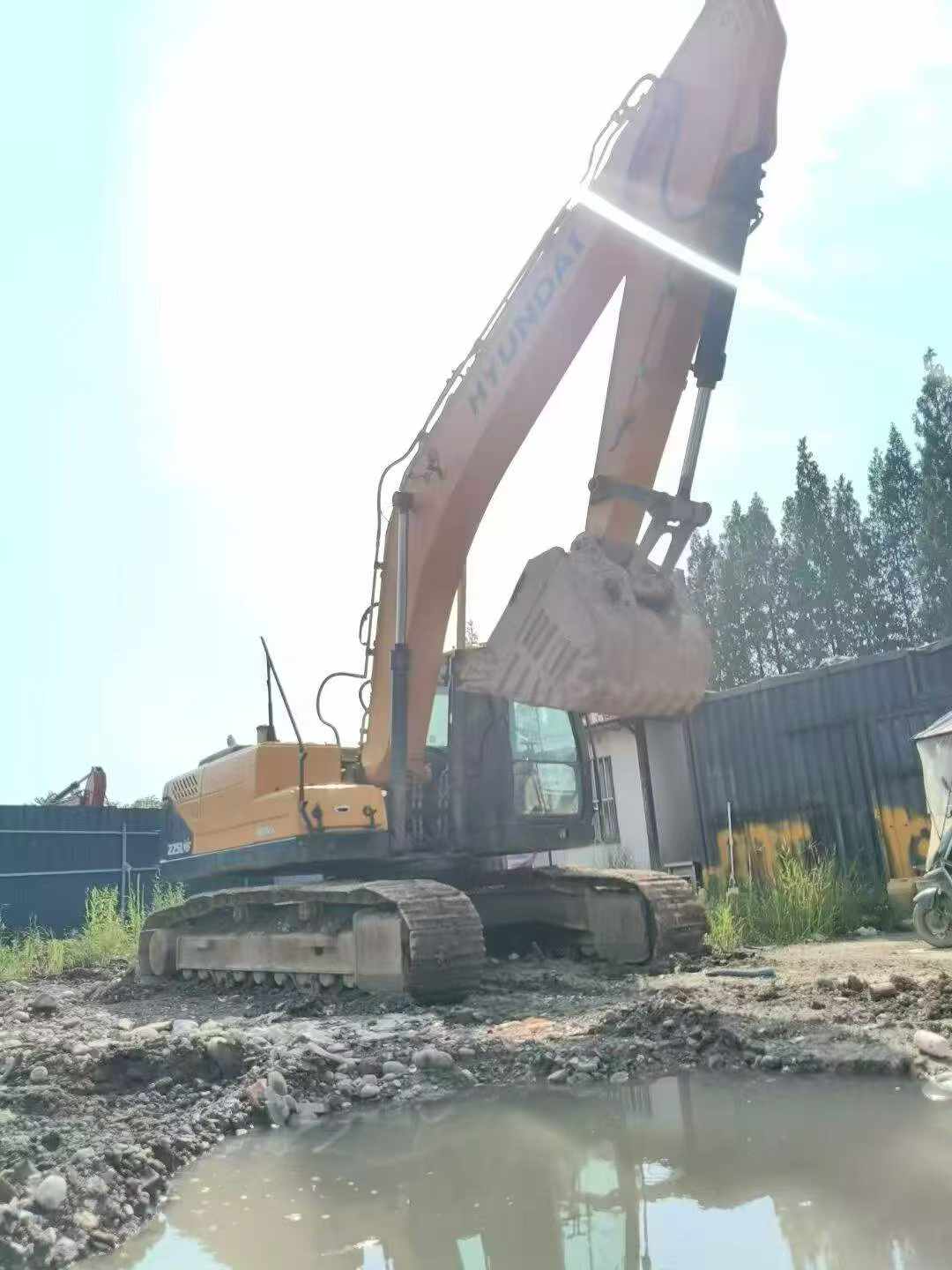 Buy Hyundai R225-7 Used Excavator / 5