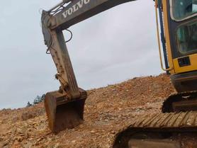 شراء حفارة Volvo EC460 مستعملة / 4 شراء حفارة Volvo EC460 مستعملة / 4