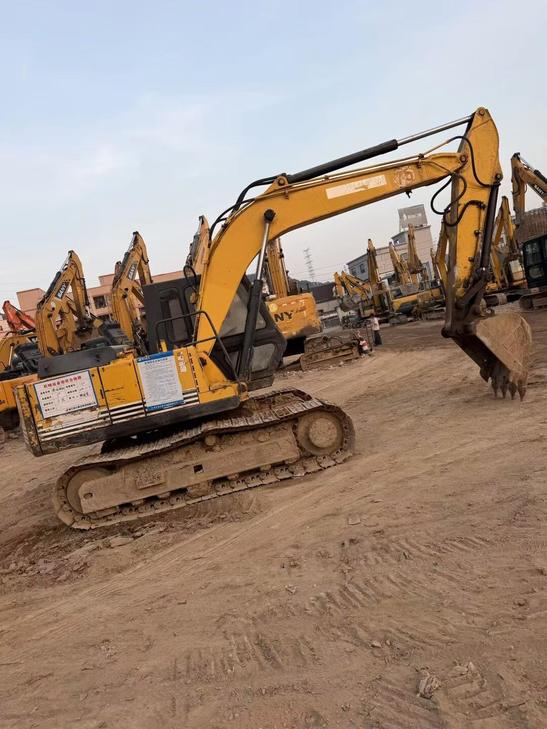 Buy Sumitomo S265F2 Used Excavator / 1
