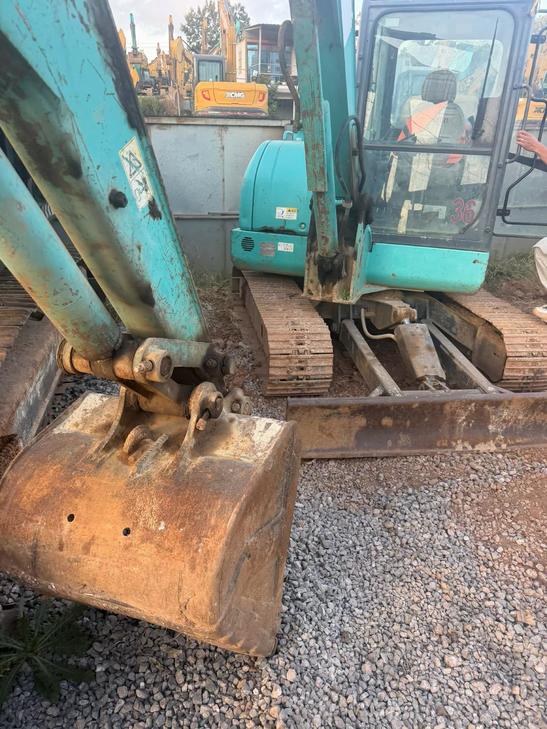 Buy Kobelco SK60 Used Excavator / 1
