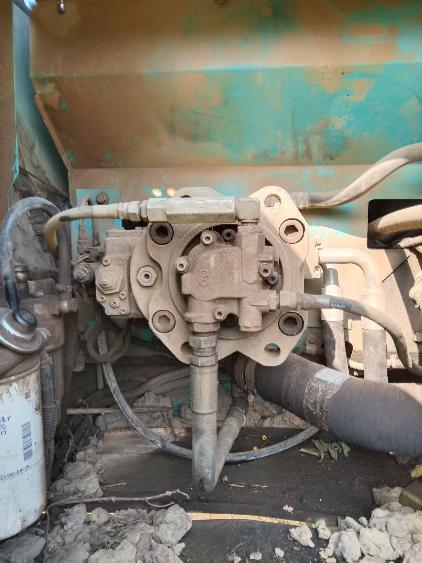 Buy Kobelco SK200-2 Used Excavator / 8