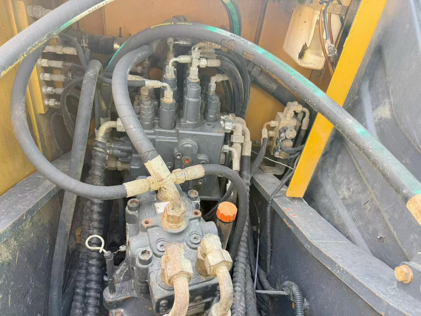 Buy XCMG XE155D Used Excavator / 6
