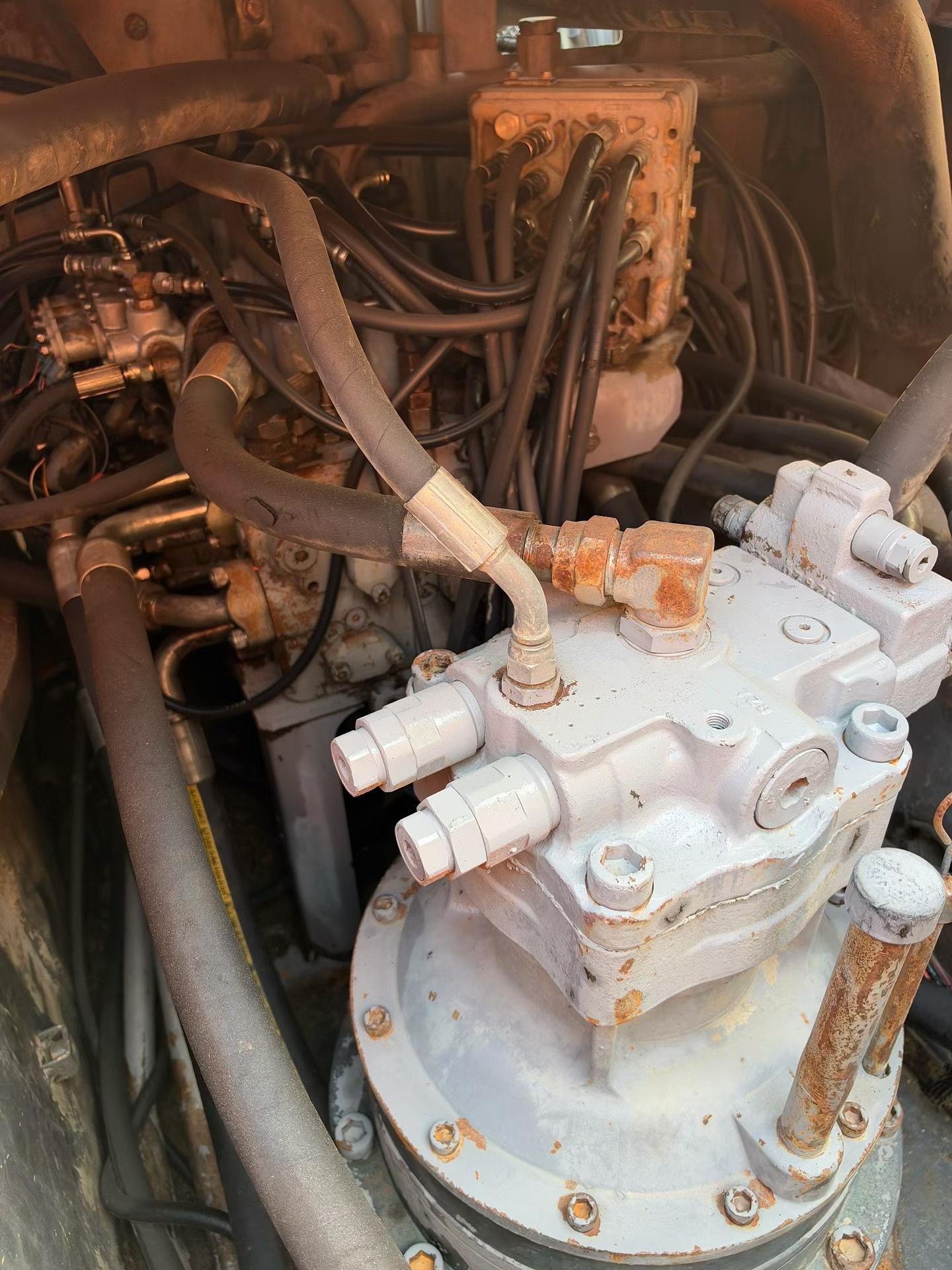 Buy Hitachi EX360-5 Used Excavator / 4