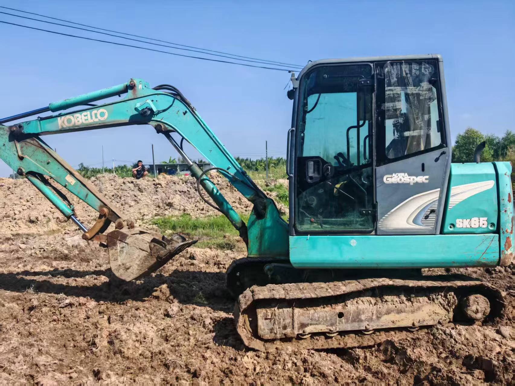 Buy Kobelco SK60-8 Used Excavator / 2